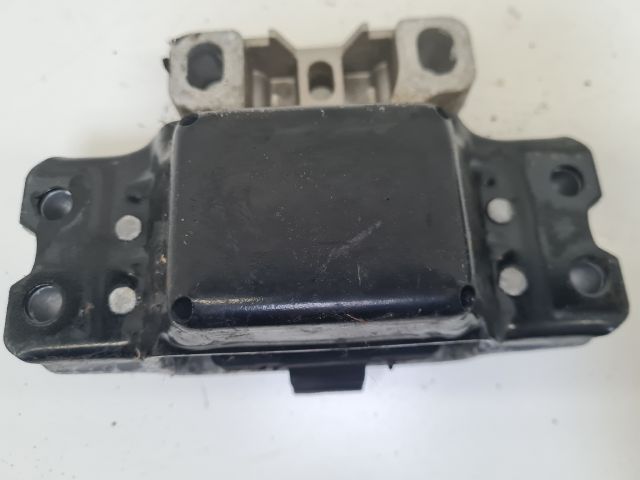 bontott VW GOLF VI Váltó Tartó Bak (Pozíciófüggetlen)