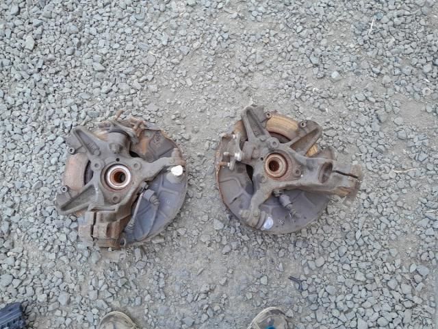 bontott VW GOLF VI Bal első Csonkállvány