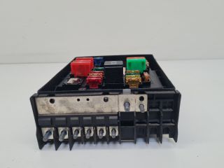 bontott VW GOLF VI Biztosítéktábla Motortér