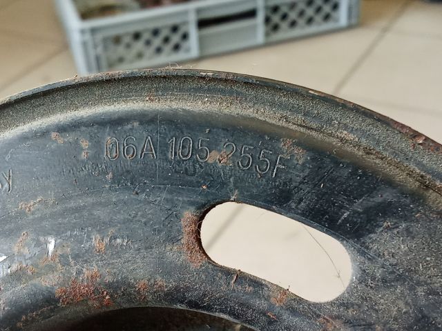 bontott VW GOLF VI Főtengely Szíjtárcsa