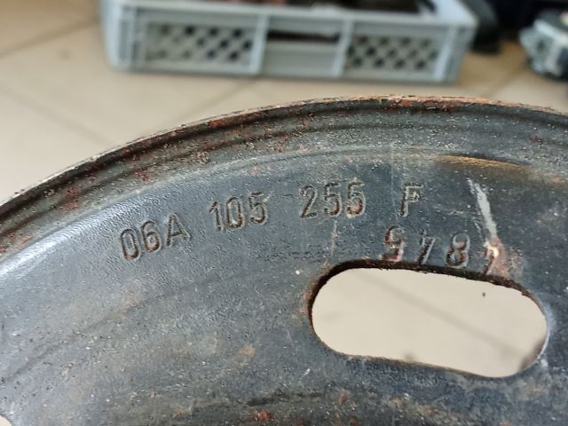 bontott VW GOLF VI Főtengely Szíjtárcsa