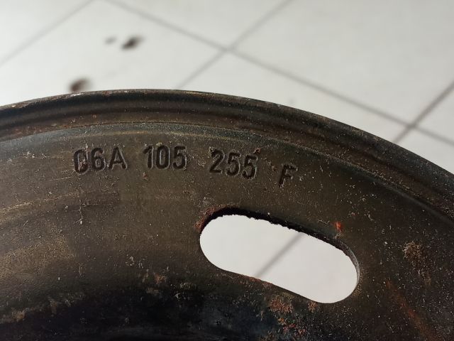 bontott VW GOLF VI Főtengely Szíjtárcsa