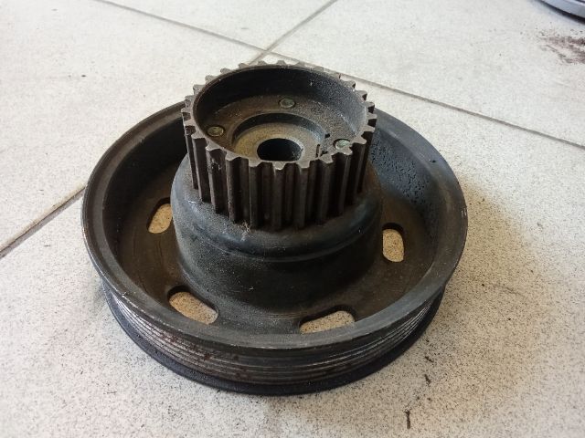 bontott VW GOLF VI Főtengely Szíjtárcsa