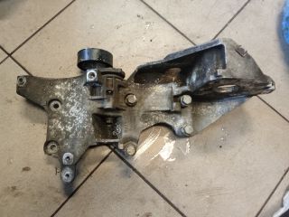 bontott VW GOLF VI Generátor Tartó Bak