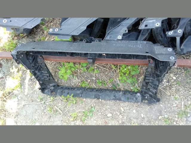 bontott VW GOLF VI Homlokfal (Üres lemez)