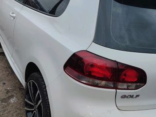 bontott VW GOLF VI Jobb hátsó Féknyereg Munkahengerrel