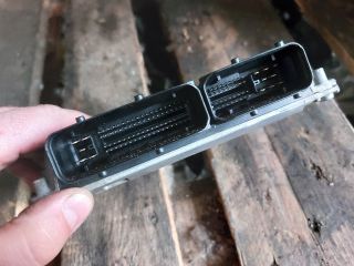 bontott VW GOLF VI Motorvezérlő