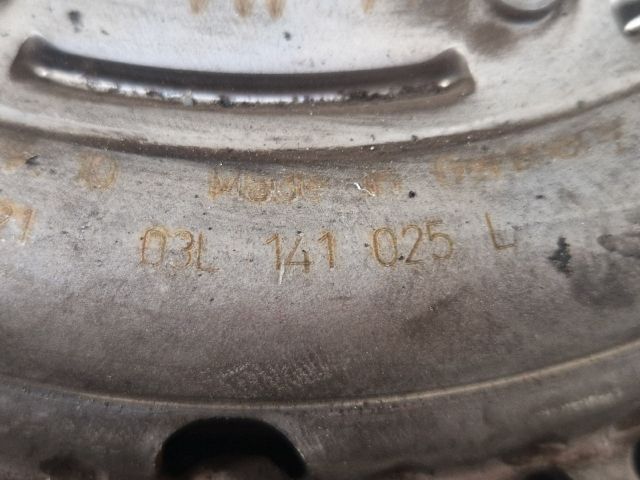 bontott VW GOLF VI Kuplung Szett Lendkerékkel