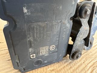 bontott VW GOLF VI ABS Kocka