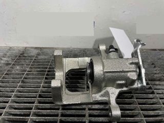 bontott VW GOLF VI Bal hátsó Féknyereg Munkahengerrel