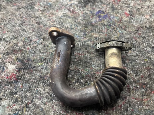 bontott VW GOLF VI EGR Hűtő Cső