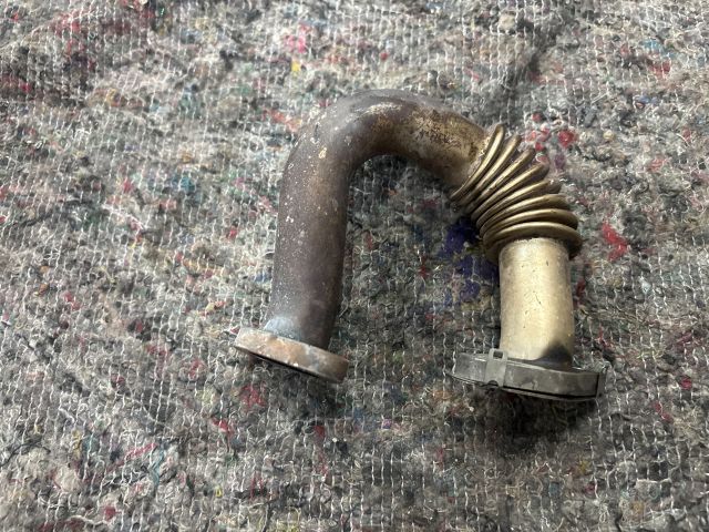 bontott VW GOLF VI EGR Hűtő Cső