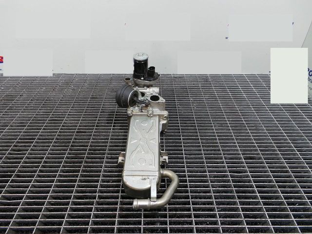 bontott VW GOLF VI EGR Hűtő Cső