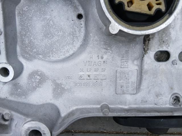 bontott VW GOLF VI Első Bölcső