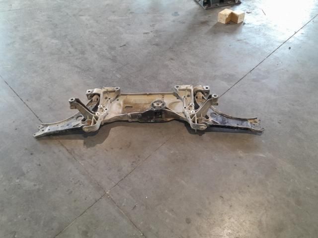 bontott VW GOLF VI Első Bölcső