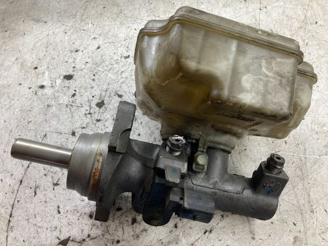 bontott VW GOLF VI Főfékhenger