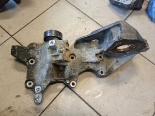 bontott VW GOLF VI Generátor Tartó Bak