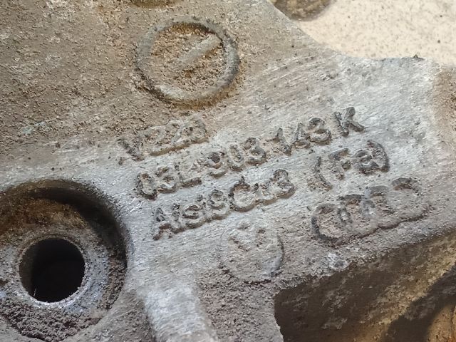 bontott VW GOLF VI Generátor Tartó Bak