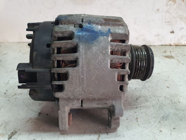 bontott VW GOLF VI Generátor