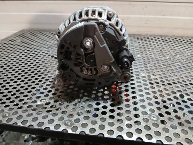 bontott VW GOLF VI Generátor