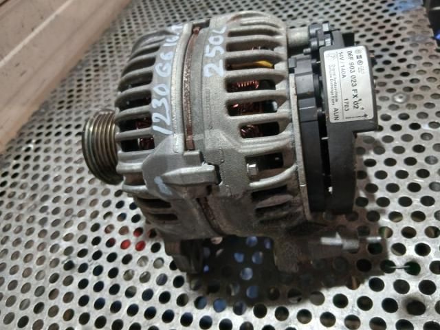 bontott VW GOLF VI Generátor