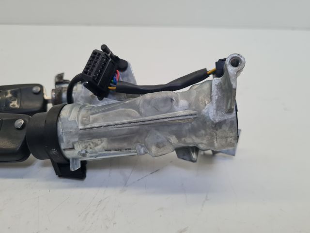 bontott VW GOLF VI Gyújtáskapcsoló Házzal