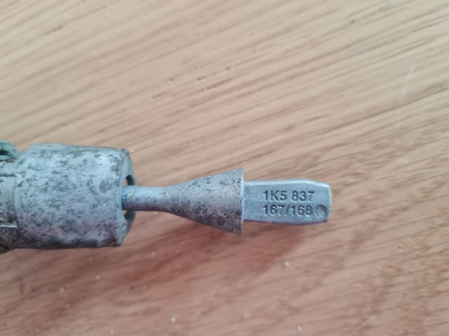 bontott VW GOLF VI Gyújtáskapcsoló Házzal