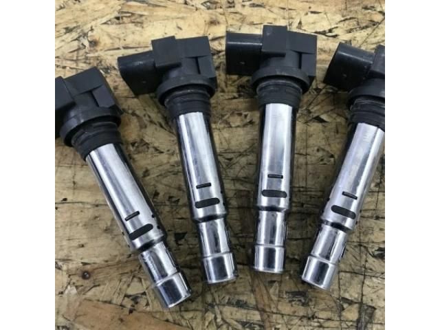 bontott VW GOLF VI Gyújtótrafó