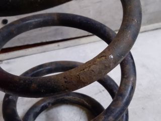 bontott VW GOLF VI Hátsó Rugó