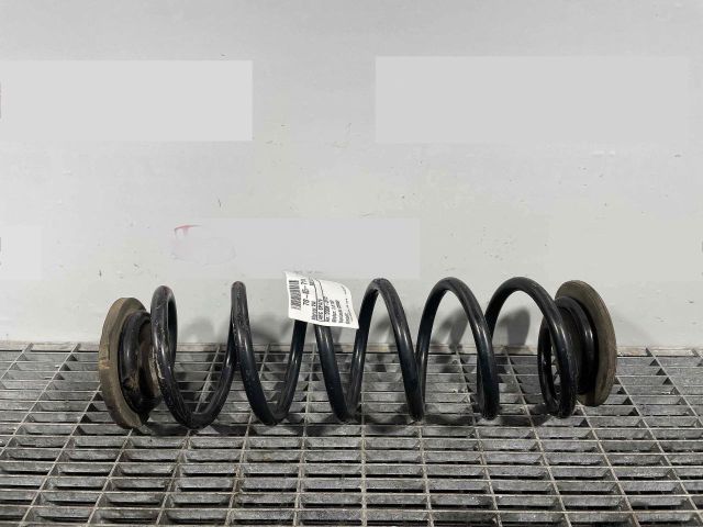 bontott VW GOLF VI Hátsó Rugó