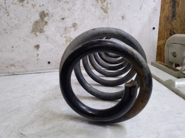 bontott VW GOLF VI Hátsó Rugó