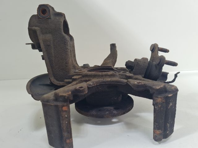 bontott VW GOLF VI Jobb első Csonkállvány Kerékaggyal