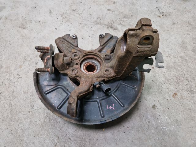 bontott VW GOLF VI Jobb első Csonkállvány Kerékaggyal