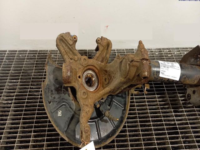 bontott VW GOLF VI Jobb első Csonkállvány