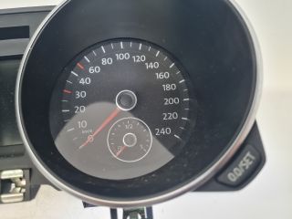 bontott VW GOLF VI Kilométeróra