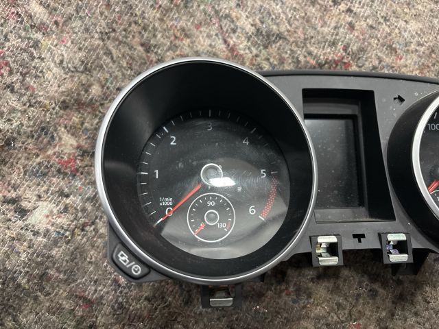 bontott VW GOLF VI Kilométeróra