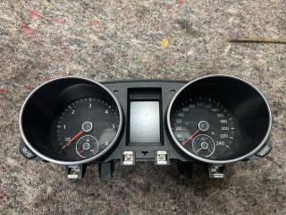 bontott VW GOLF VI Kilométeróra