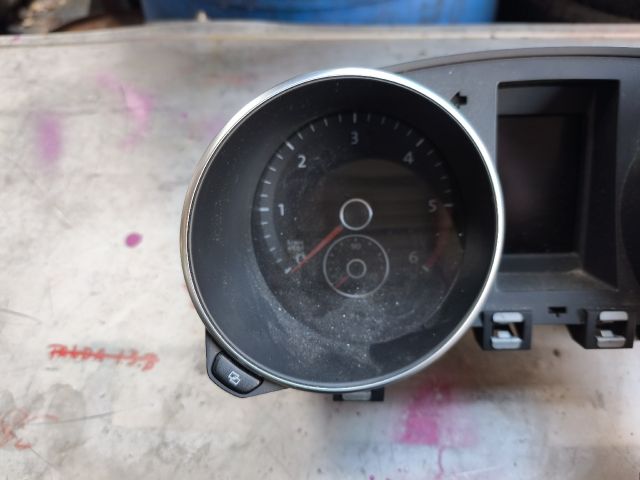 bontott VW GOLF VI Kilométeróra