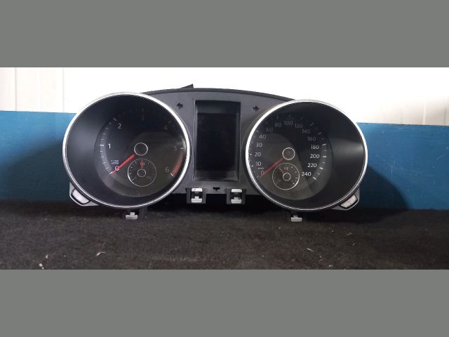 bontott VW GOLF VI Kilométeróra