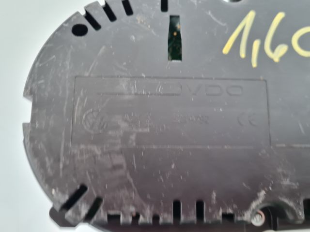 bontott VW GOLF VI Kilométeróra