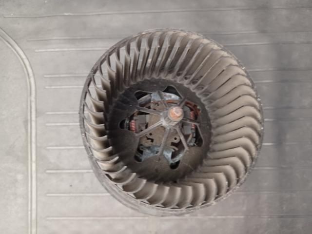 bontott VW GOLF VI Klímahűtő Ventilátor