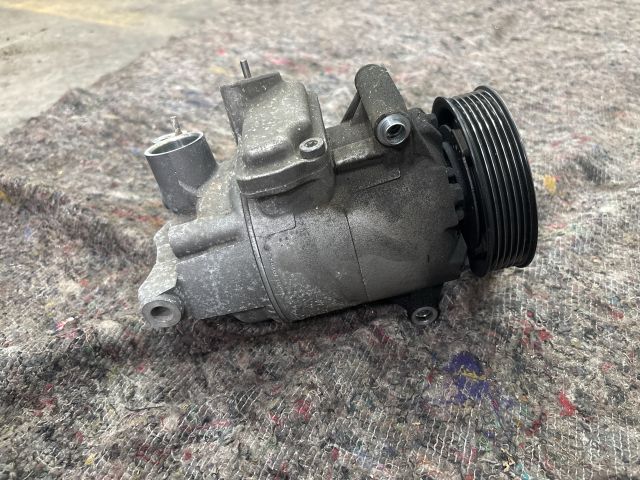 bontott VW GOLF VI Klímakompresszor