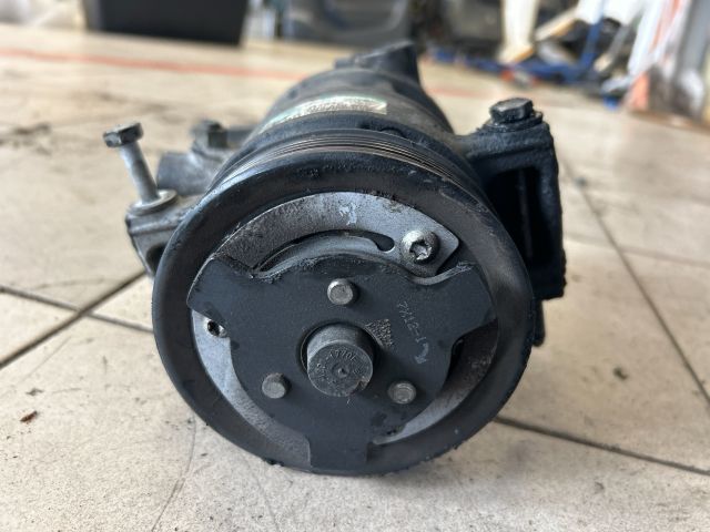 bontott VW GOLF VI Klímakompresszor