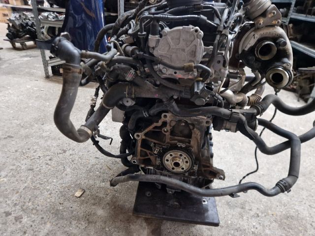 bontott VW GOLF VI Komplett Motor (Segédberendezésekkel)
