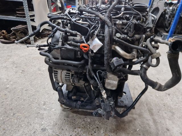 bontott VW GOLF VI Komplett Motor (Segédberendezésekkel)
