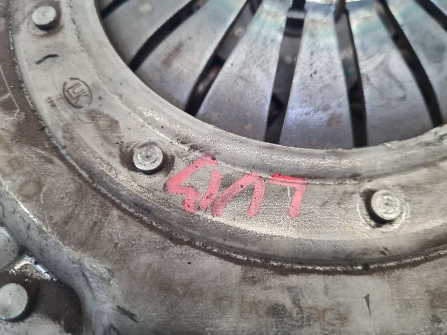 bontott VW GOLF VI Kuplung Szett Lendkerékkel