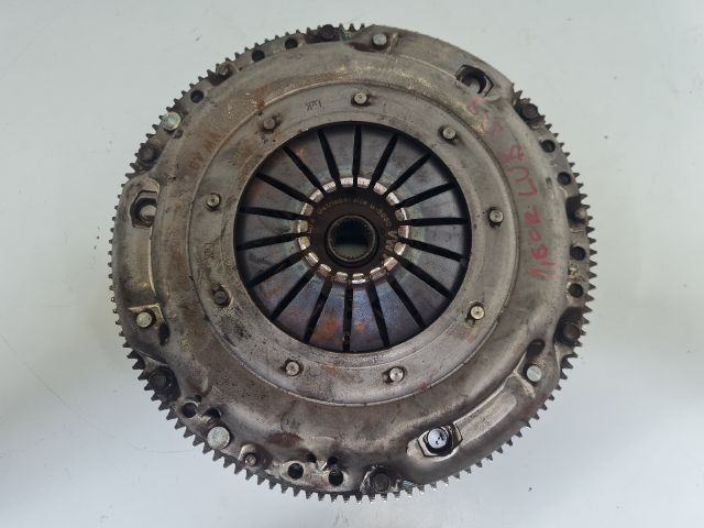 bontott VW GOLF VI Kuplung Szett Lendkerékkel