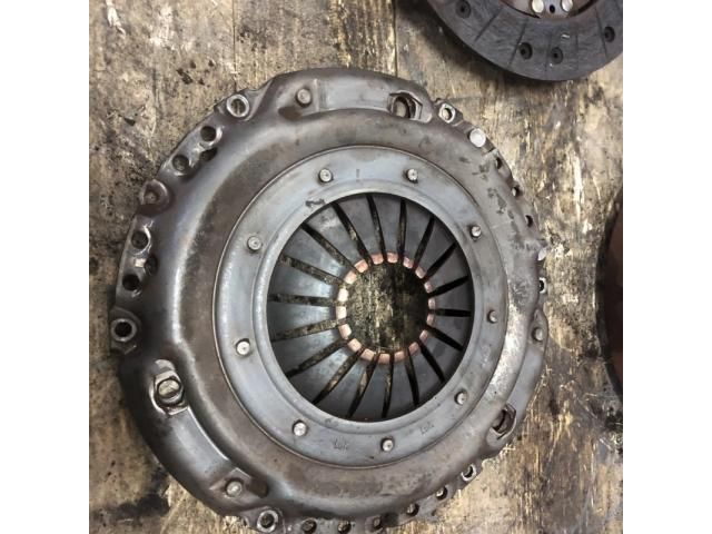 bontott VW GOLF VI Kuplung Szett (Szerkezet, Tárcsa)