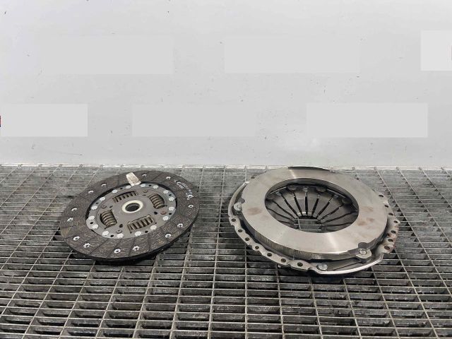 bontott VW GOLF VI Kuplung Szett (Szerkezet, Tárcsa)