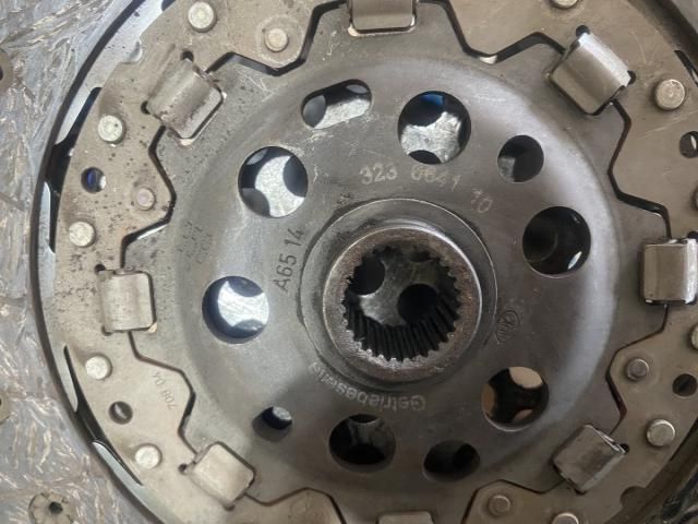 bontott VW GOLF VI Kuplung Szett (Szerkezet, Tárcsa)